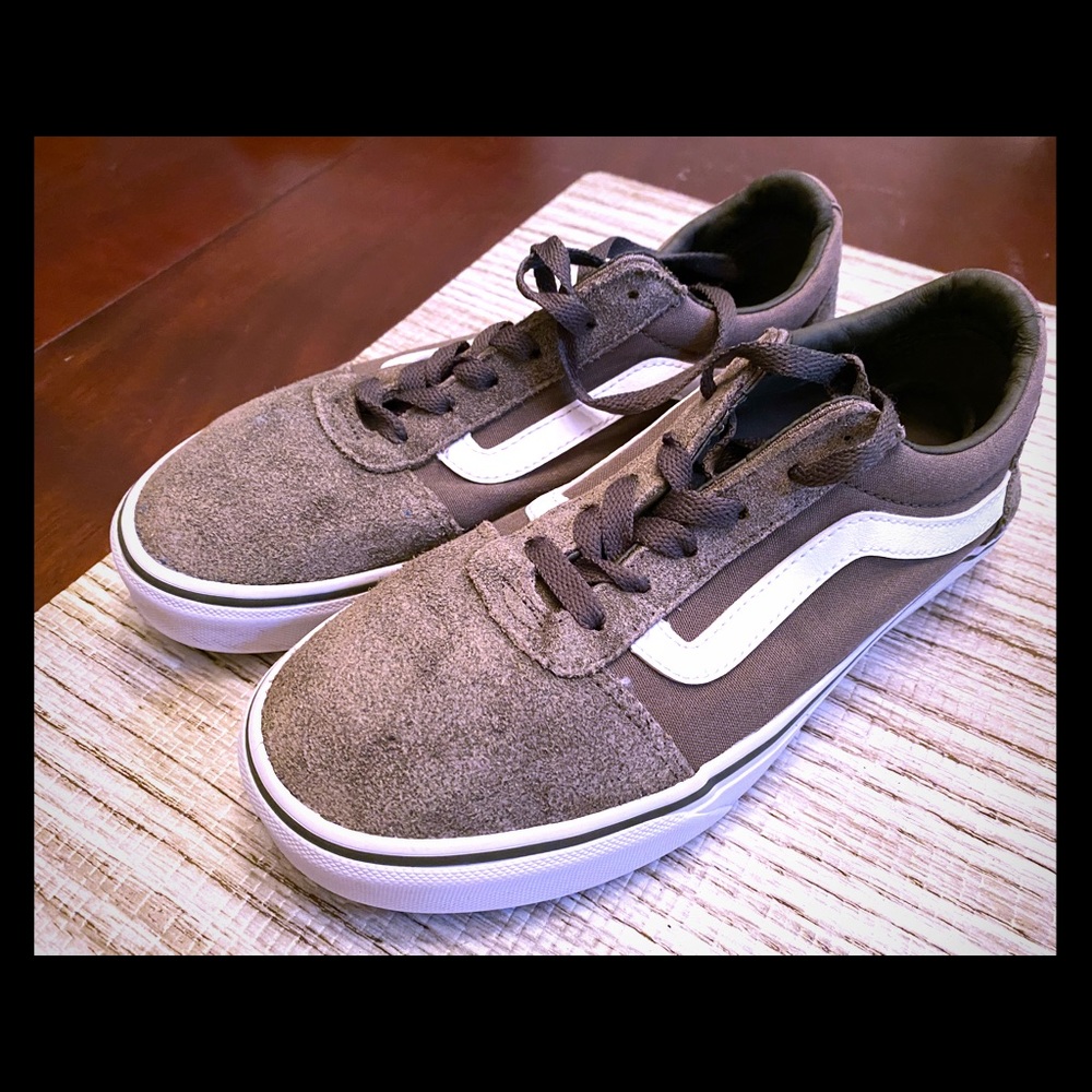 Women’s Army Green Vans